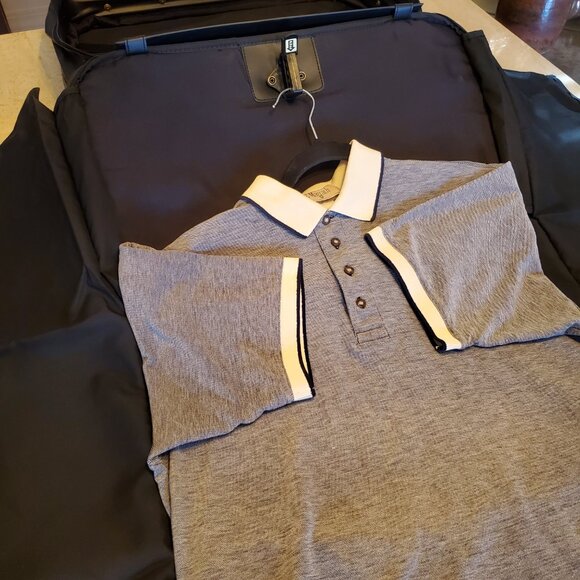 Briefcase Leather Carry On / Garment Bag Carry On luggage - Picture 3 of 16